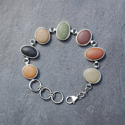 Natural Dorset Pebble Bracelet set in Silver